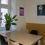 Apartment Milo Mi - 2 Bedroom In The Old Town *