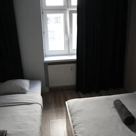 Milo Mi - 2 Bedroom In The Old Town Lägenhet