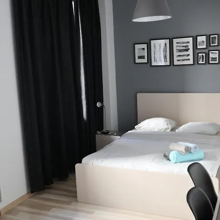 Milo Mi - 2 Bedroom In The Old Town