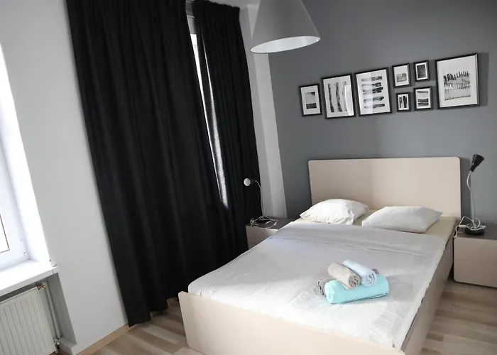 Milo Mi - 2 Bedroom In The Old Town Poznan
