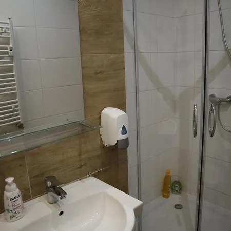 아파트 Milo Mi - 2 Bedroom In The Old Town *