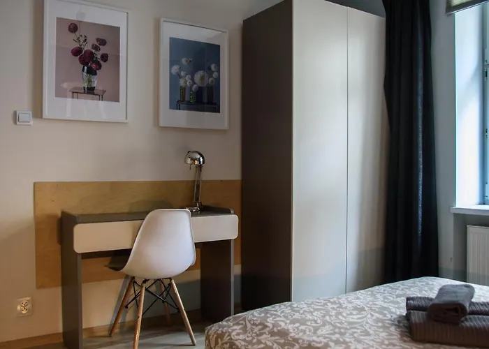 Milo Mi - 2 Bedroom In The Old Town Daire